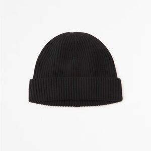Abercrombie & Fitch Short Beanie